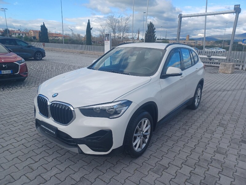 Foto BMW X1            (F48)