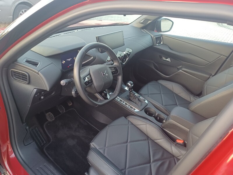 DS DS 3 2ª serie DS 3 Crossback PureTech 100 So Chic