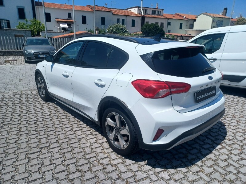 FORD Focus 4ª serie Focus 1.0 EcoBoost 125 CV 5p. Active
