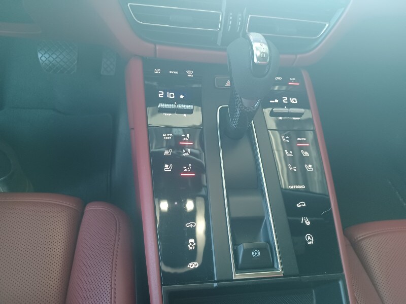 PORSCHE Macan 1ªs. '13-'25 Macan 2.0